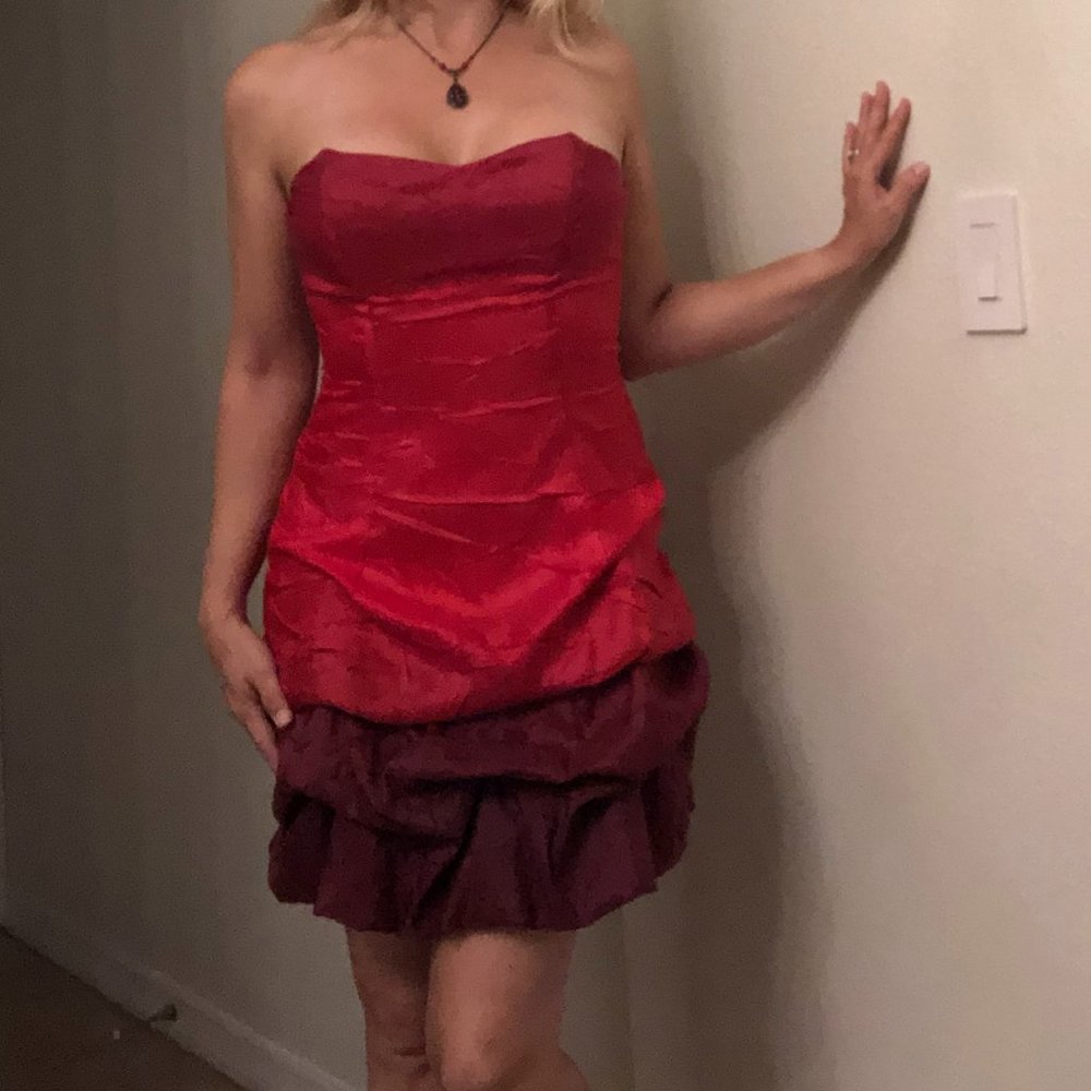 Price Drop!! Strapless Ombre Dress with Scrunched Skirt Sz. 5/S
